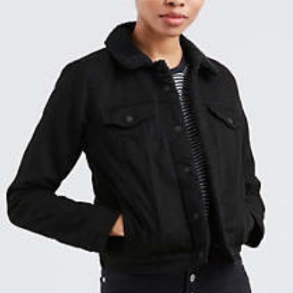 Ex-Boyfriend Sherpa Trucker Jacket in EUC